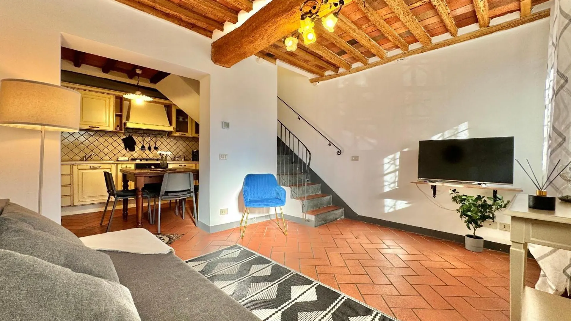 Σπίτι διακοπών Fronte Mura Lucca - Parcheggio - Wifi Il Cortigiano Βίλα